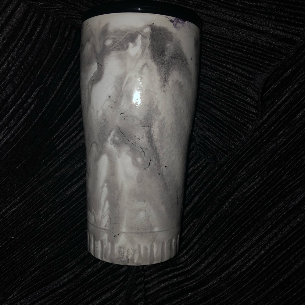 Custom cups - Picture 7 of 8